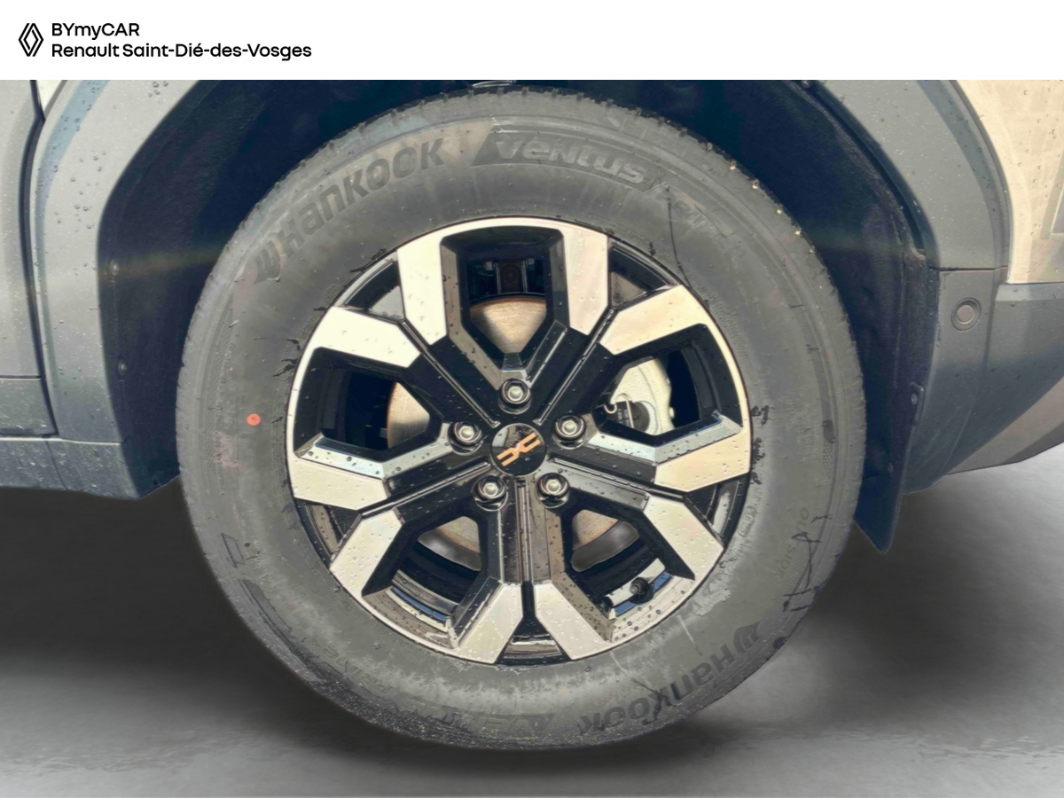 Dacia Duster Hybrid 155 — photo 14