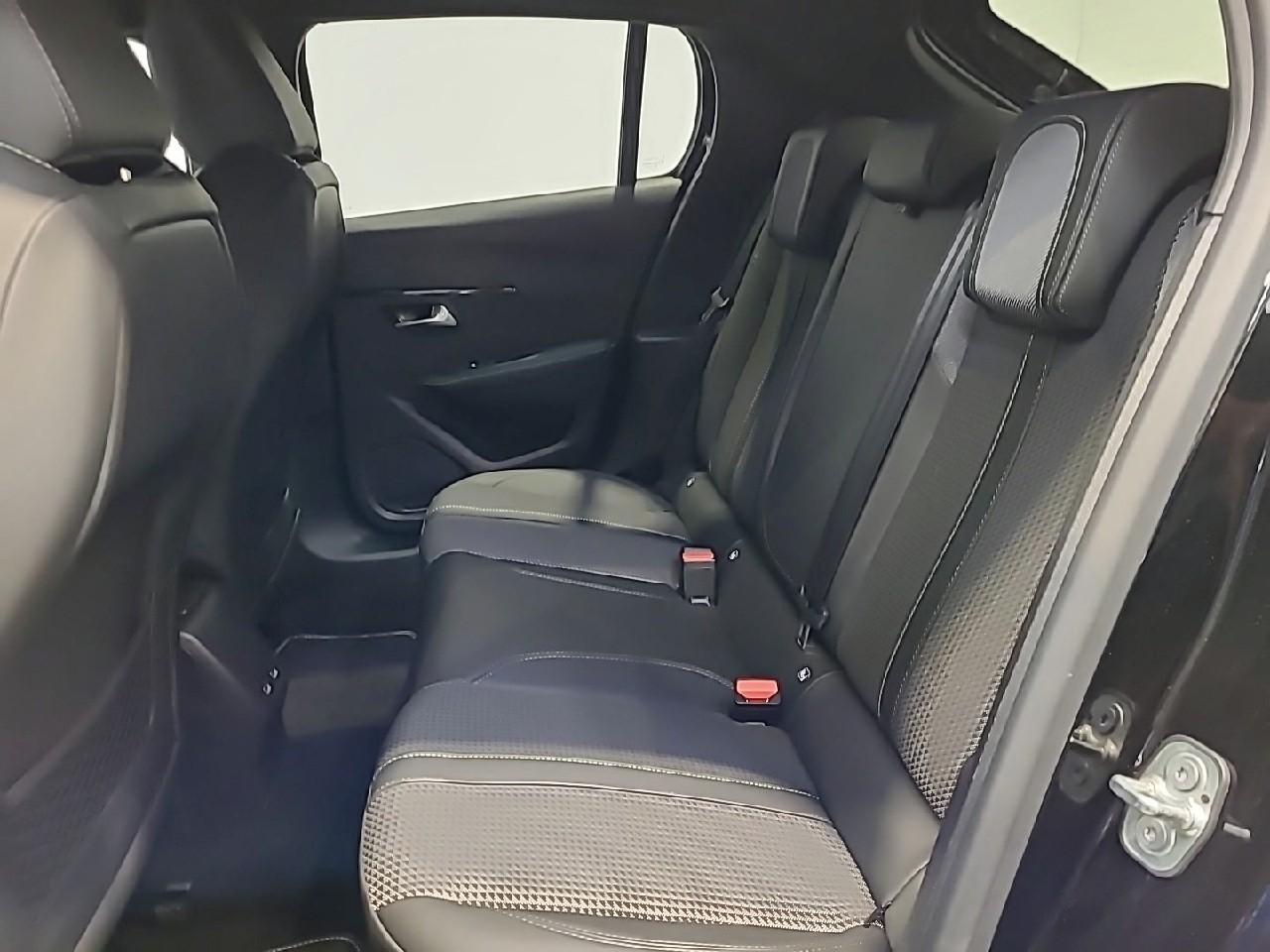 Peugeot 208 electrique 51 kwh 156ch gt — photo 13
