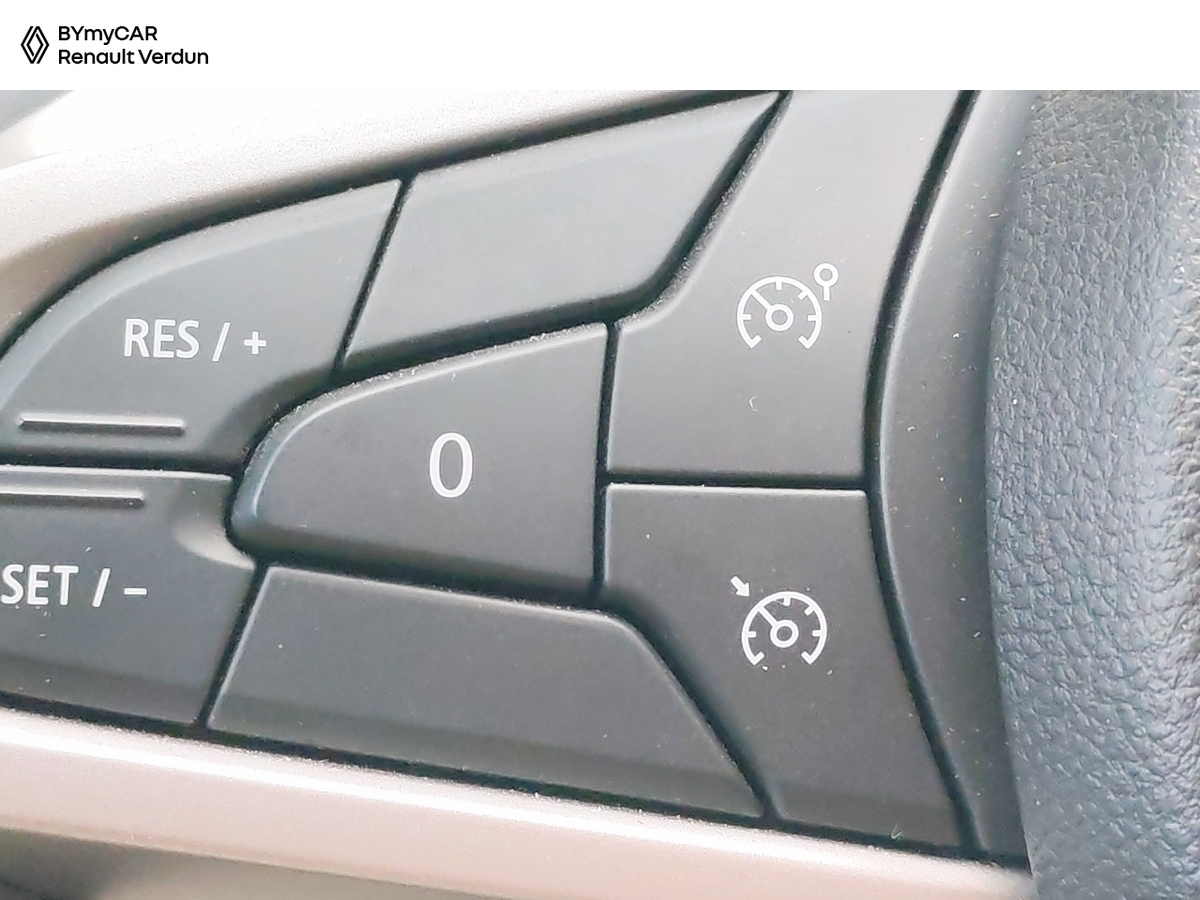 Dacia Jogger Hybrid 155 5 pl — photo 19