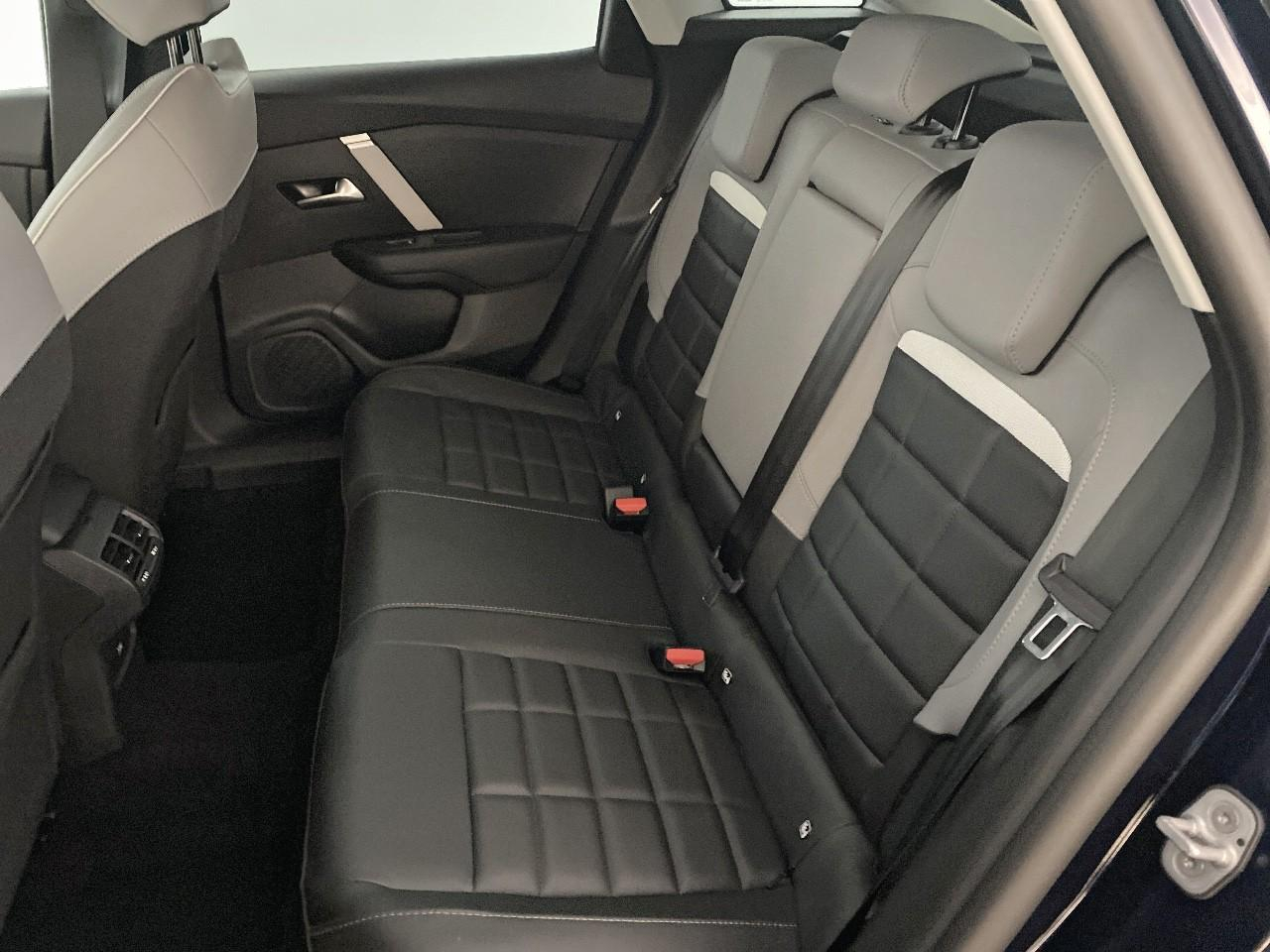 Citroën C4 hybride 145 ch e-dcs6 max — photo 10