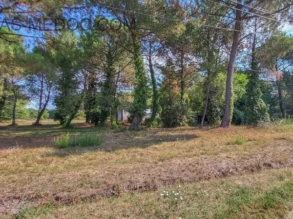 Terrain 1055 m²