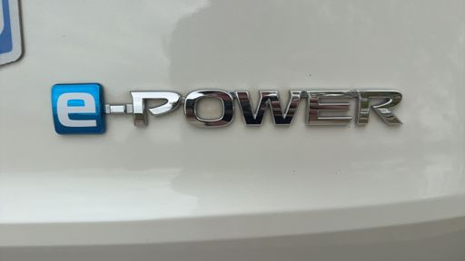 Nissan X-Trail 1.5 DIG-T 213 e-power e-Force 4WD - Tekna – 2023 – 71941 km – Hybride essence – Boîte Automatique — photo 5
