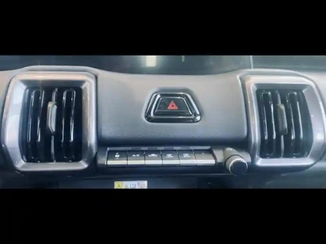 Suzuki Vitara e  174ch 61kwh style — photo 11