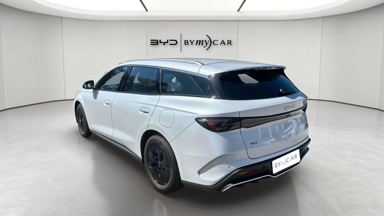 BYD Seal 6 Touring 1.5l DM-i 135 kW PHEV — photo 3