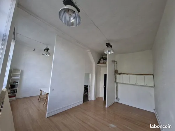 Bureau atypique & lumineux 45m² - Paris 11 (Père Lachaise) - Tout inclus