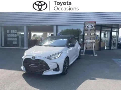 Toyota Yaris 116h gr sport 5p my22