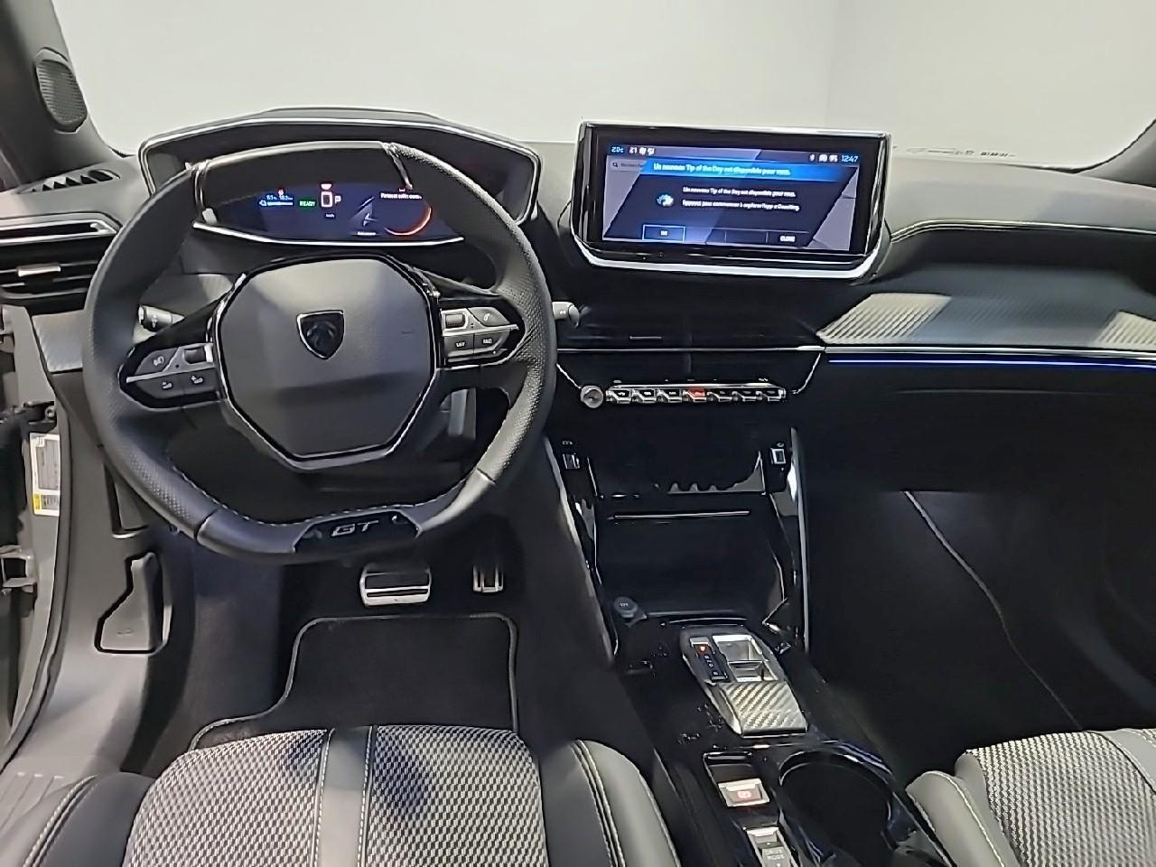 Peugeot 2008 electrique 156 ch 54 kwh gt — photo 12