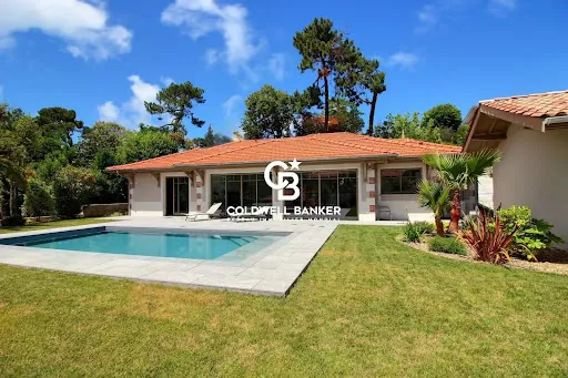 Maison 6 pièces 208 m²
