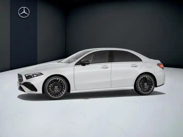 Mercedes Classe A 200 d berline amg line — photo 30