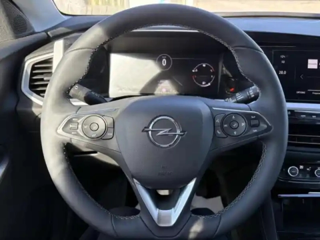 Opel Grandland 1.2 turbo 130ch gs — photo 15