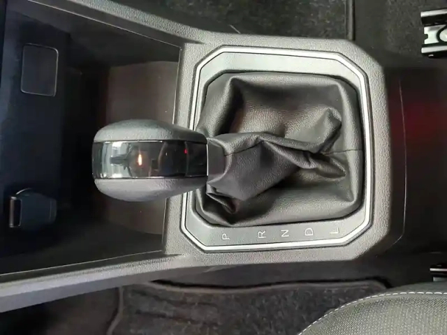 Dacia Sandero tce 90 cvt — photo 4