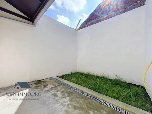 MAISON RENOVEE - 80m² - 3CH - 1MEZZANINE - EXTERIEUR SANS VIS-A
