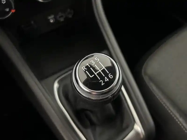 Renault Captur tce 100 gpl — photo 22