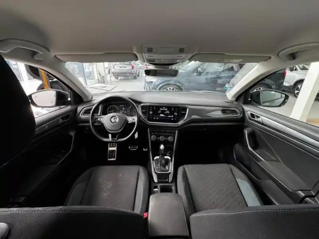 Volkswagen T-Roc 1.5 tsi 150 evo start/stop dsg7 iq.drive — photo 8