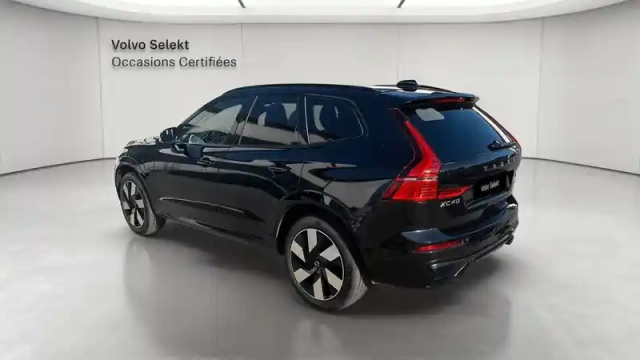 Volvo Xc60 t6 awd hybride rechargeable 253 ch+145 ch geartronic 8 — photo 3