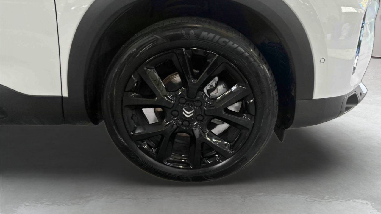 Citroen C5 Aircross Hybride 136 e-DCS6 — photo 20