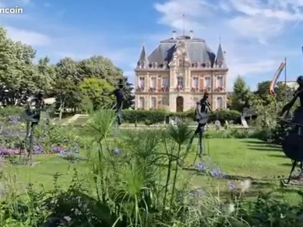 Vente de deux appartements loués à Rueil M Centre ville