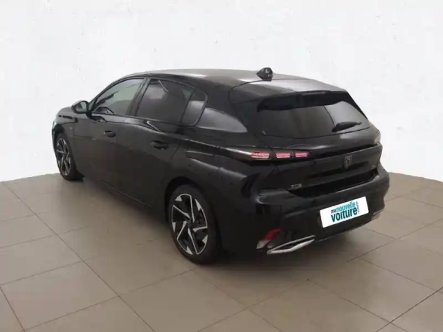 Peugeot 308 phev 180 e-eat8 — photo 27