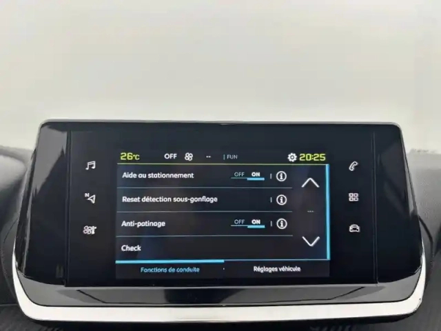 Peugeot 208 electrique 50 kwh 136ch — photo 43