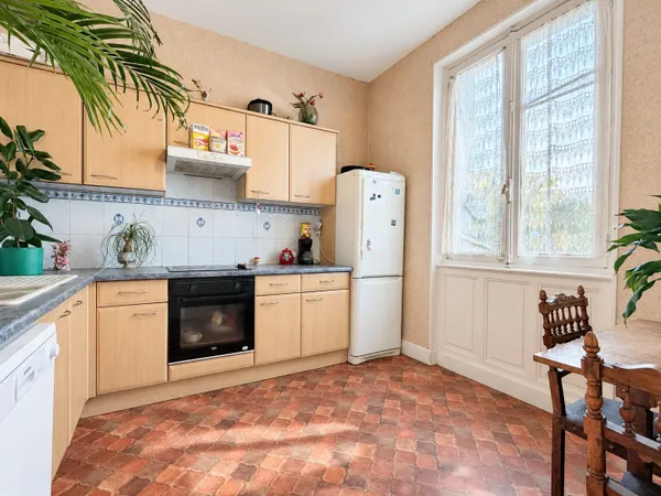 CLERMONT-FERRAND  ORADOU  MAISON  3 CHAMBRES  TERRAI