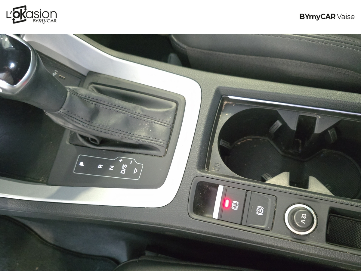 Audi Q3 35 TDI 150 ch S tronic 7 — photo 22