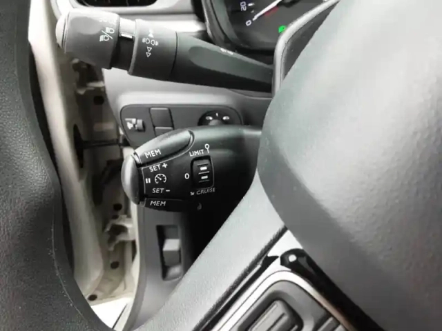 Citroën C3 puretech 83 s&amp;s bvm5 — photo 38
