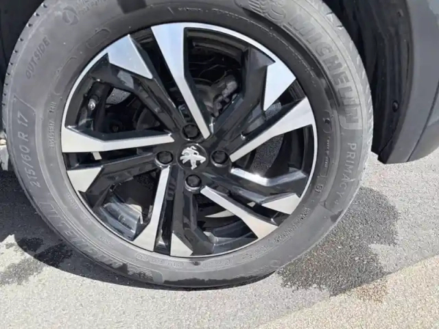Peugeot 2008 puretech 130 s&amp;s eat8 — photo 22