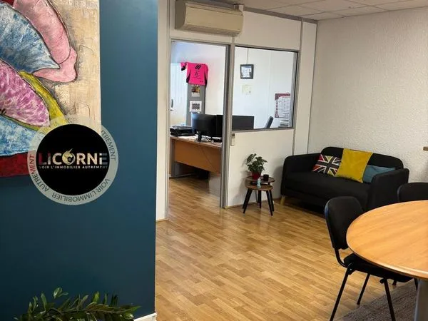 Bureaux 100 m² Vitrolles