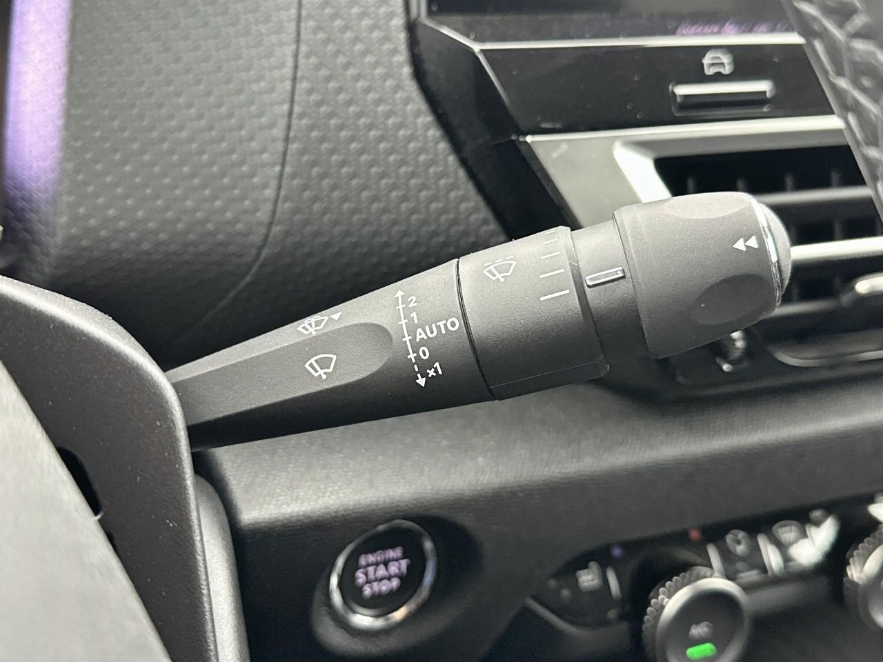 Citroën C4 puretech 130 s&s eat8 shine — photo 18