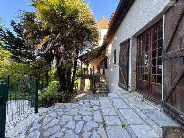 Maison 7 pièces 180 m²