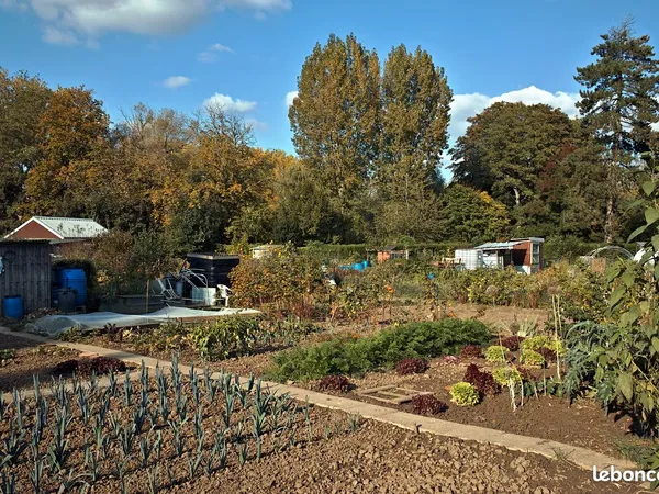 Location de parcelle potagère à Taverny - 50 m²