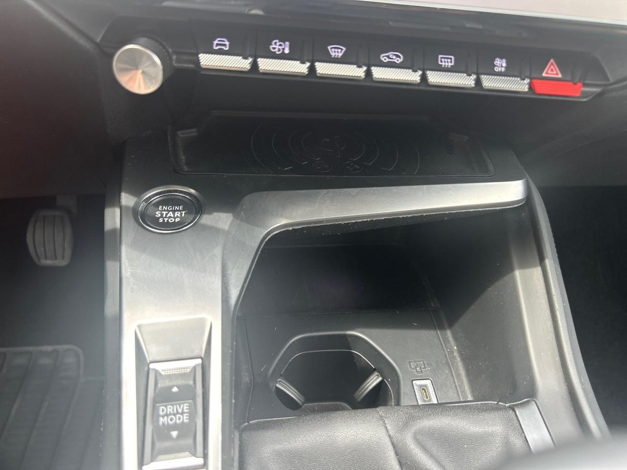 Peugeot 308 sw 1.5 bluehdi 130ch s&s allure pack — photo 19