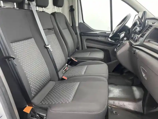 Ford Transit custom fourgon 300 l2h1 2.0 ecoblue 170 bva — photo 62