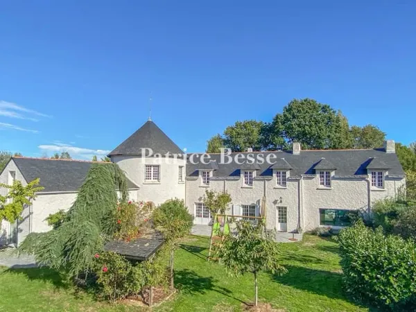 Manoir 10 pièces 305 m²