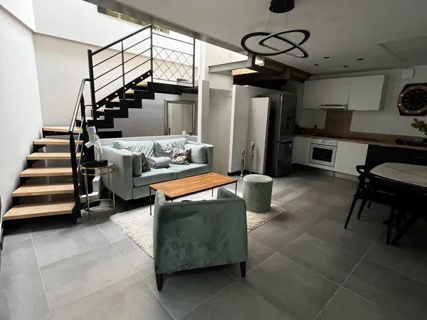 LOFT ATYPIQUE MEUBLÉ - 70m2 - 2 chambres - Seclin