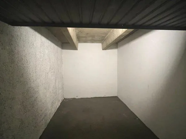 Box stockage gros volume / parking