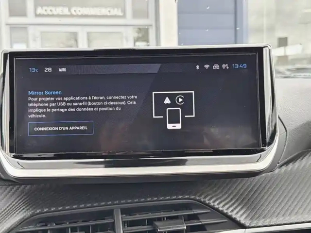 Peugeot 2008 puretech 130 s&amp;s eat8 — photo 22