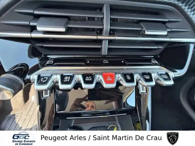 Peugeot 208 hybrid 100 e-dcs6 — photo 40