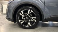 Toyota C-Hr 1.8 Hybride 122ch Design Ultimate E-CVT — photo 20