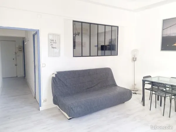 Draguignan F2 1 étage terrasse 114000
