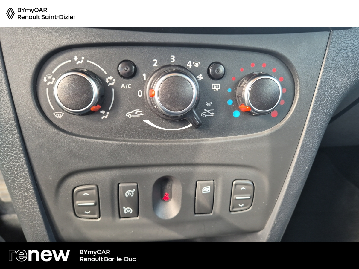Dacia Sandero Blue dCi 95 — photo 21