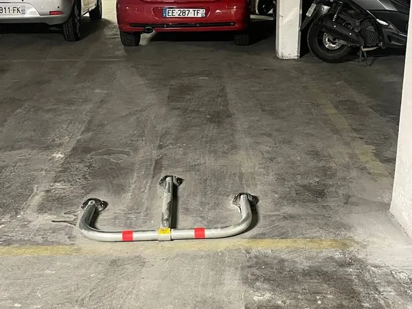 Parking 12 m²