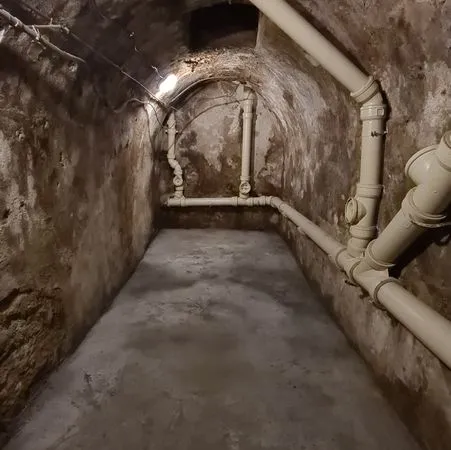 Grande cave de 14 m2 entièrement rénovée Paris 3ème