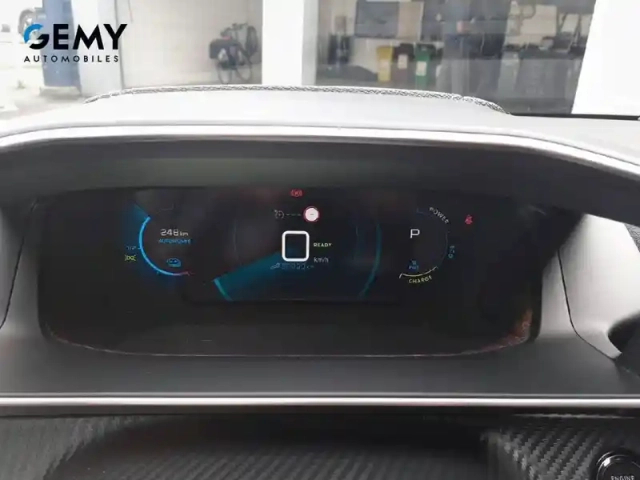 Peugeot 208 electrique 50 kwh 136ch — photo 13