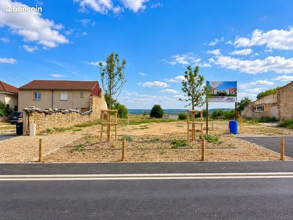 Terrain 674 m² Goviller