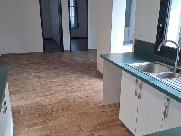 Maison 75m2 2 ch 1050