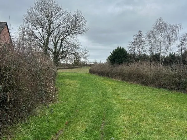 Terrain 1750 m²