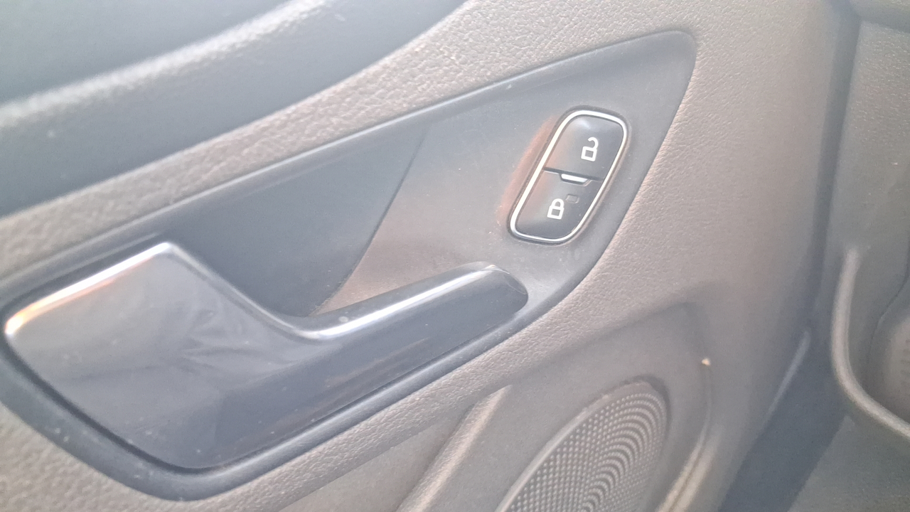 Ford TRANSIT CUSTOM FOURGON 280 L1H1 2.0 ECOBLUE 105 — photo 26