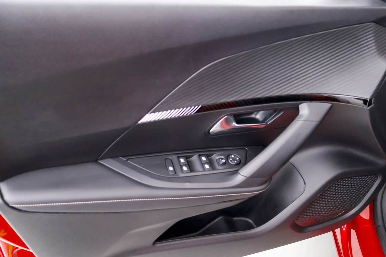 Peugeot 2008 — photo 16