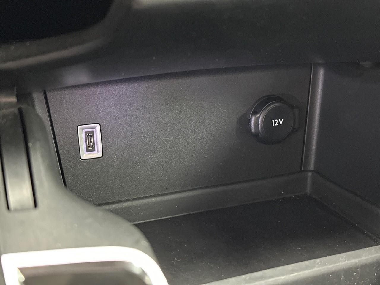 Ds Ds 7 crossback bluehdi 130 eat8 performance line — photo 29
